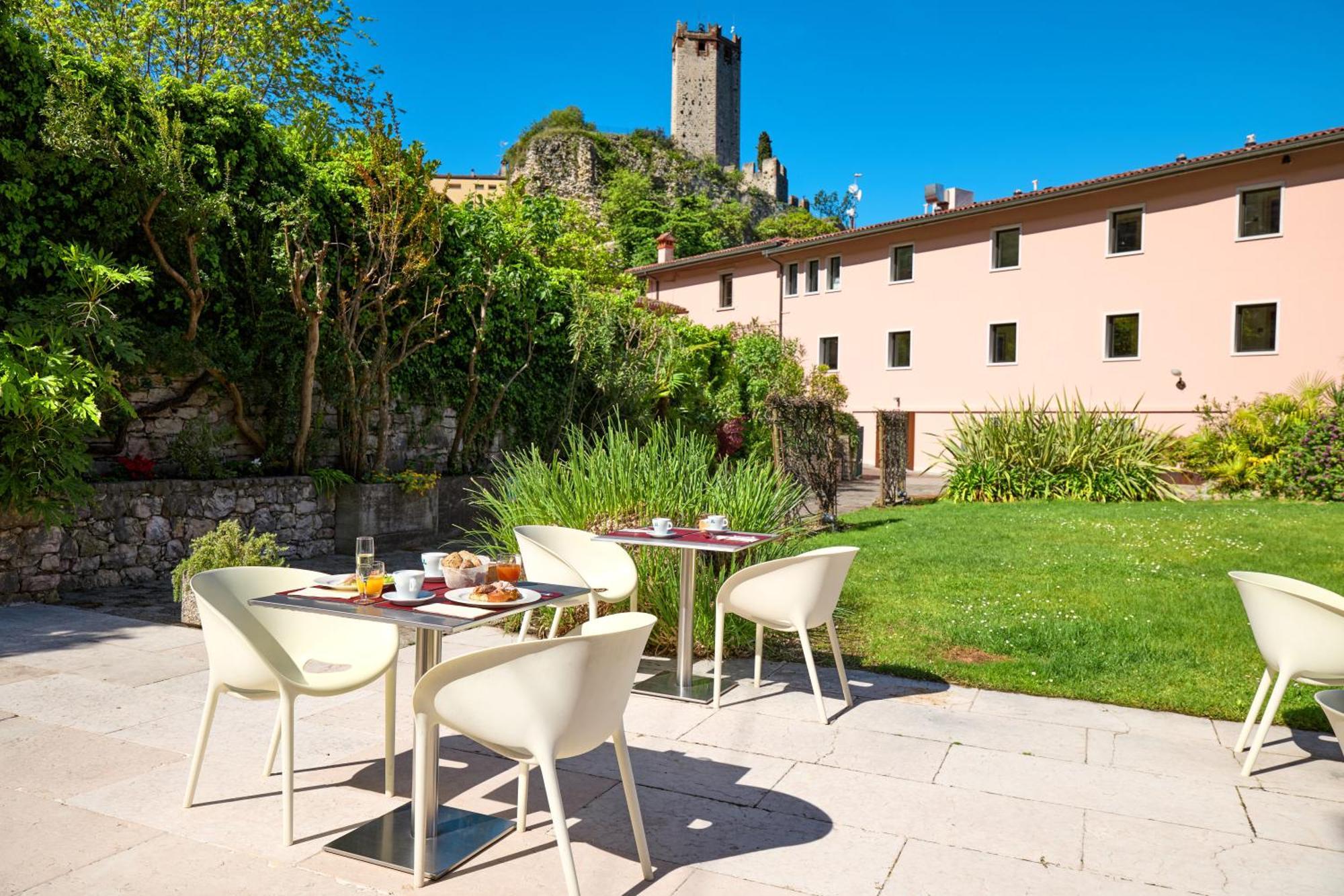 Hotel Luna Rossa (Adults Only) Malcesine Exterior foto